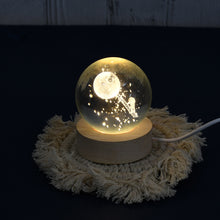 Cosmic Adventure: Astronaut & Moon 3D Crystal Ball Lamp - Illuminate the Mysteries of Space